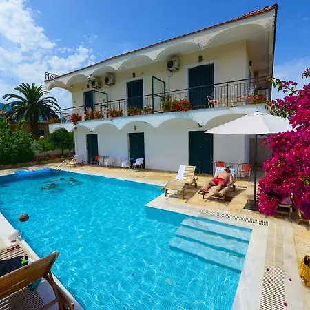 Marie 2* Acharavi (Corfu)