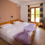 Marie Hotel
