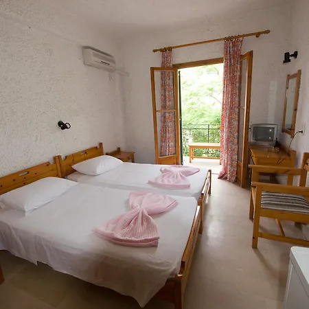 Hotell Marie Acharavi (Corfu)